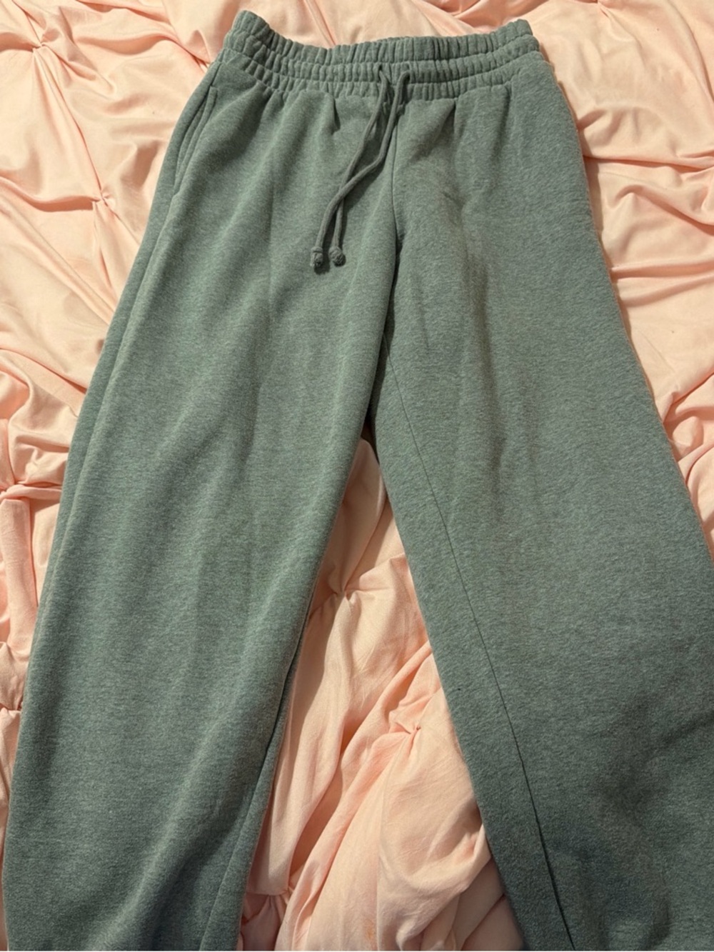 Women's Cropped Drawstring Sweatpants - Sage Green